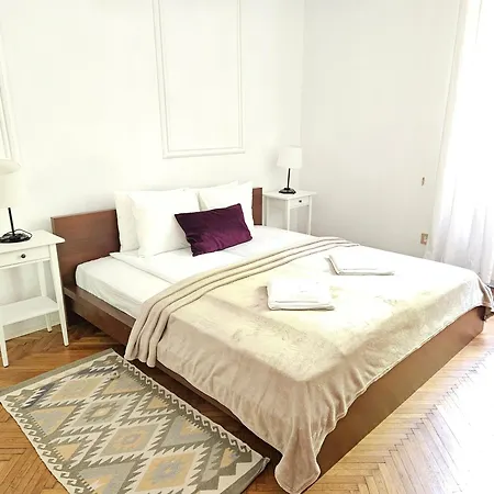 Sveti Sava Urban Appartement *