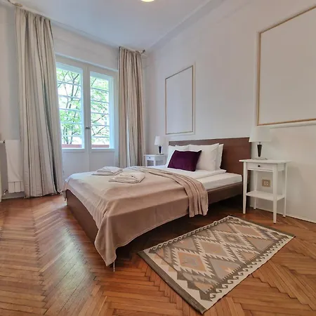 Sveti Sava Urban Appartement *